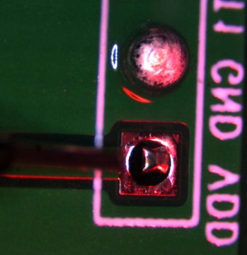 FPC焊接PCB：锡丝激光焊和锡膏激光焊接哪个更合适呢？